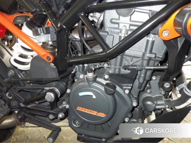 KTM 125 DUKE id 3939652 из Японии 7