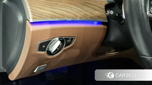 Mercedes-Benz E-Class W213 id 3349962 из Кореи 7