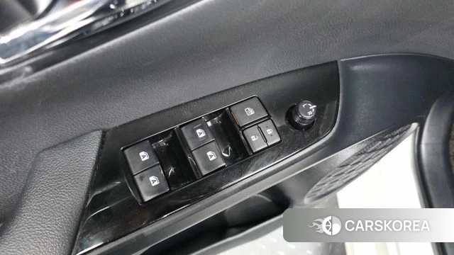 Toyota Prius 4th Generation id 4339590 из Кореи 7