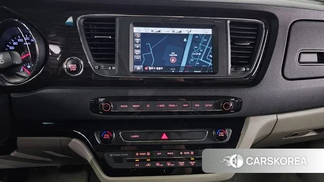 Kia The New Carnival id 2902545 из Кореи 7