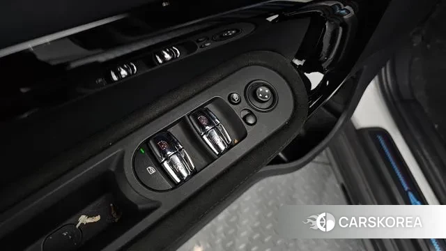 Mini Cooper S Countryman id 3482544 из Кореи 7