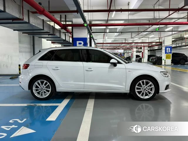 Audi A3 id 4212542 из Китая 7