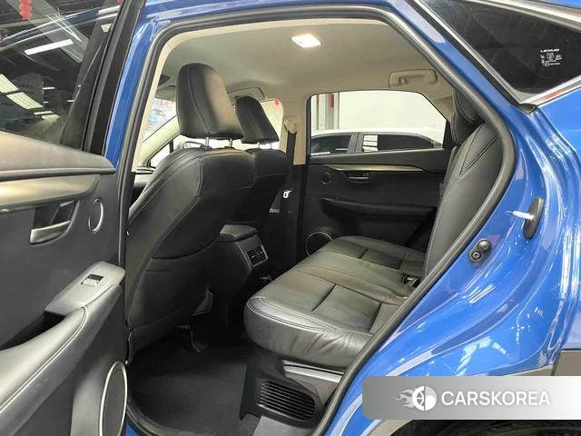 Lexus NX id 4207657 из Китая 7