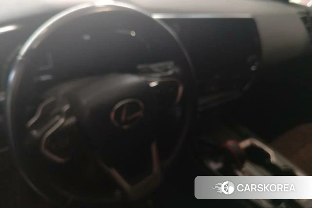 Lexus NX id 4314091 из Китая 7