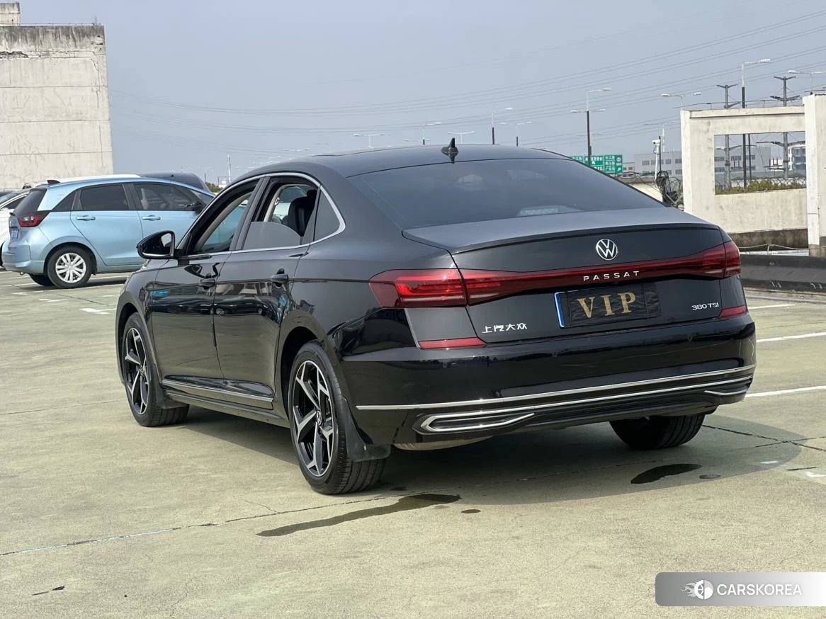 Volkswagen Passat id 4421056 из Китая 7