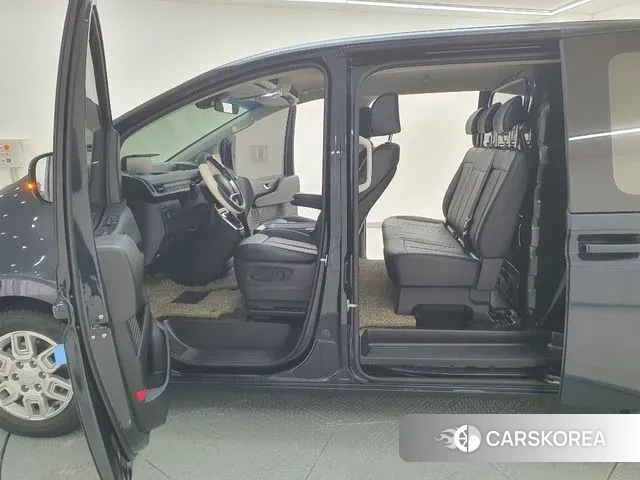 Hyundai Staria id 3776252 из Кореи 7