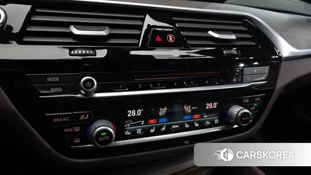 BMW 5 Series (G30) id 3520557 из Кореи 7