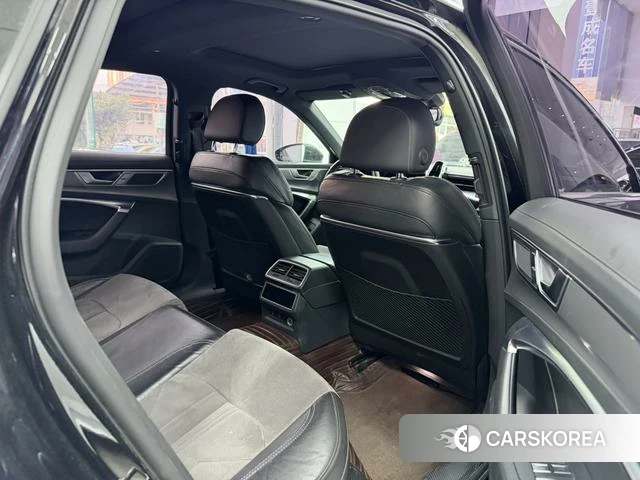Audi A6L id 4258926 из Китая 7