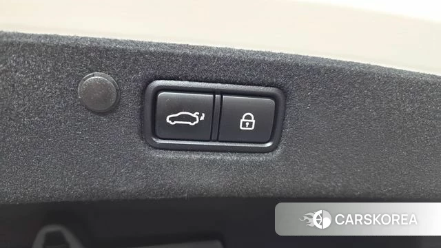 Hyundai The New Grandeur IG id 4338452 из Кореи 7