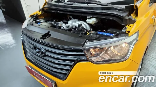 Hyundai The New Grand Starex id 2516000 из Кореи 7