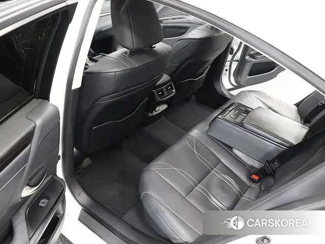 Lexus ES300h 7th generation id 3735939 из Кореи 7