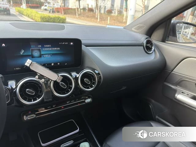 Mercedes-Benz GLA id 4213766 из Китая 7