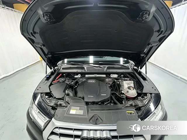 Audi Q5L id 4365958 из Китая 7
