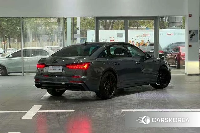 Audi A6L id 4273753 из Китая 7