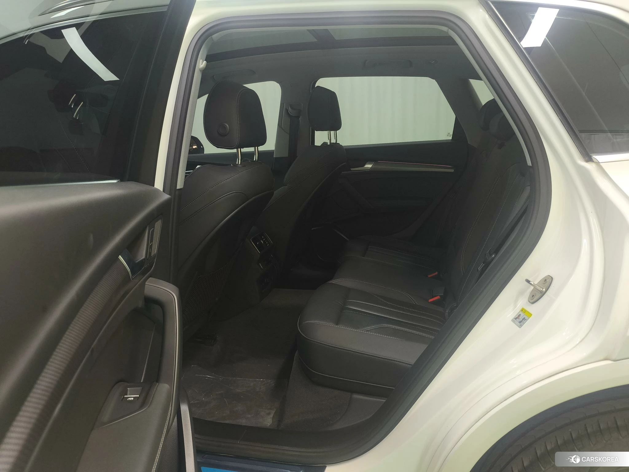 Audi Q5L id 4413269 из Китая 7