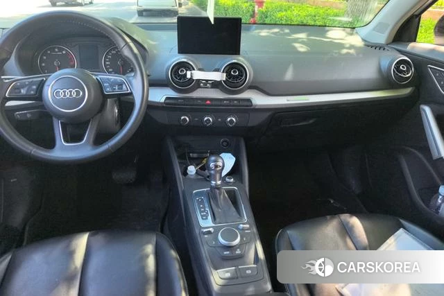 Audi Q2L id 4279264 из Китая 7