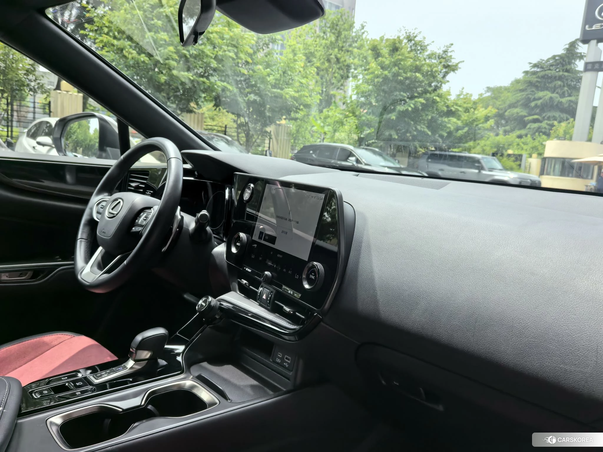 Lexus NX id 4413508 из Китая 7