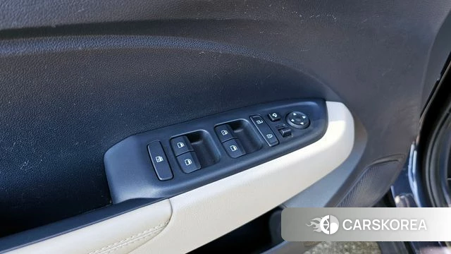 Hyundai Venue id 3818311 из Кореи 7