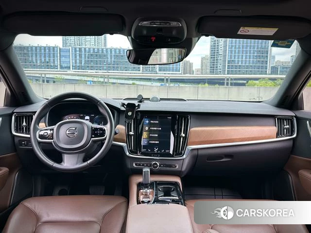 Volvo S90 PHEV id 4211836 из Китая 7
