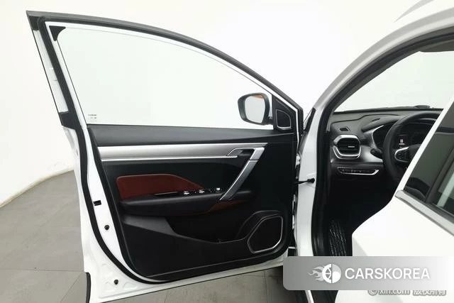 Geely Automobile Binyue id 4210308 из Китая 7