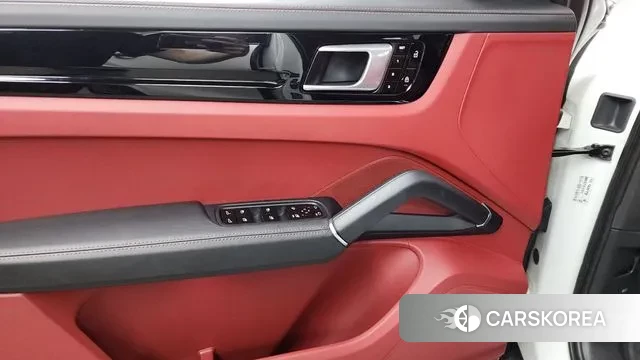 Porsche Cayenne (PO536) id 2999150 из Кореи 7