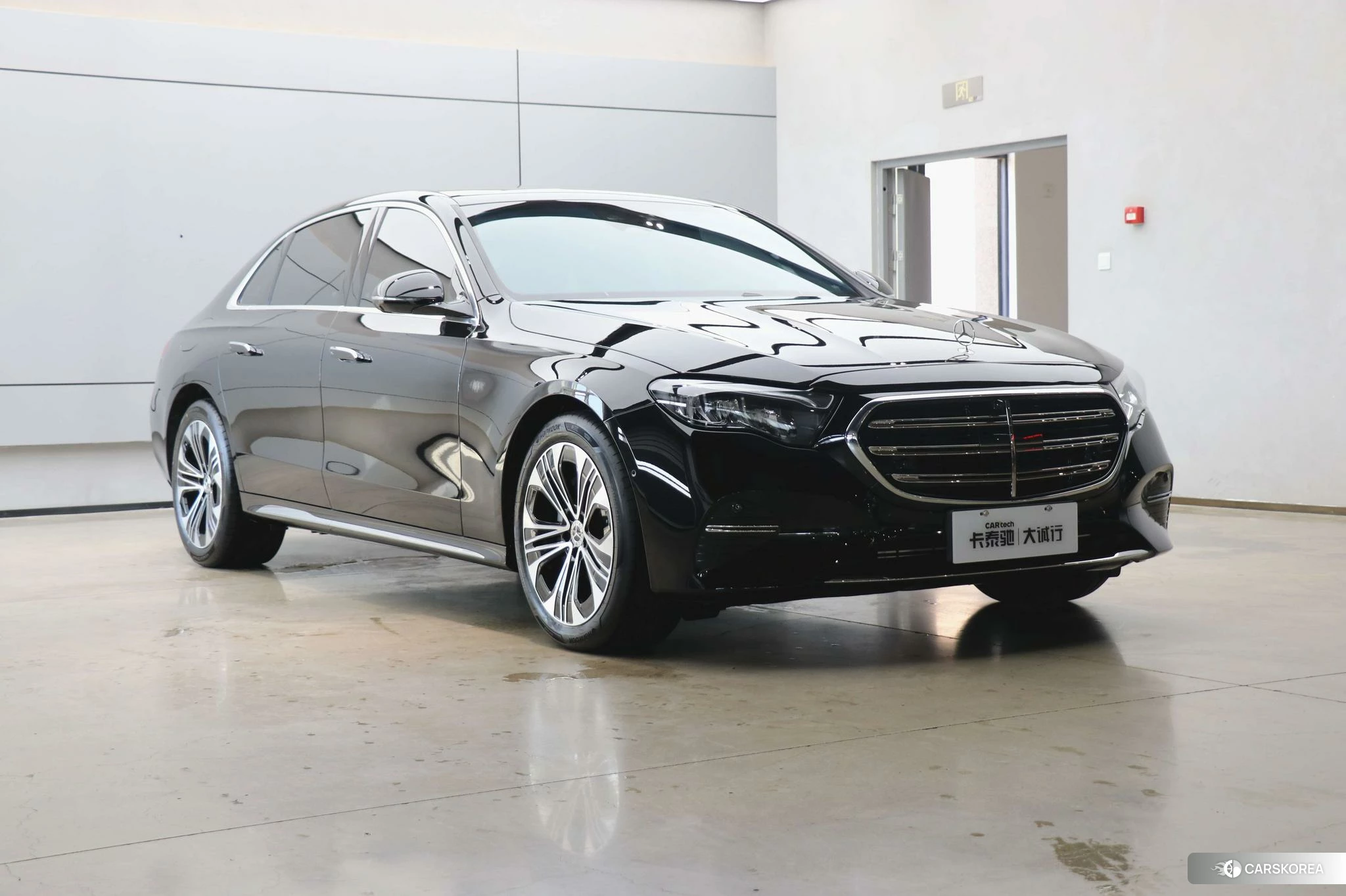 Mercedes-Benz E-Class id 4515161 из Китая 7