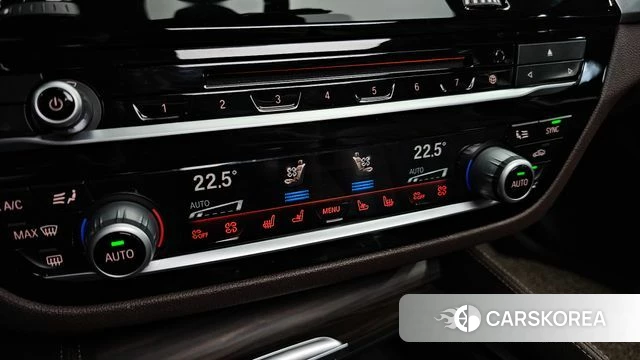 BMW 5 Series (G30) id 4924133 из Кореи 7