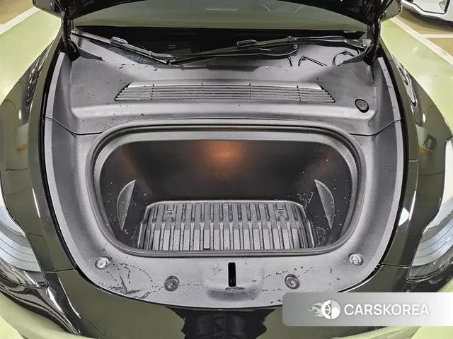 Tesla Model Y id 3618971 из Кореи 7