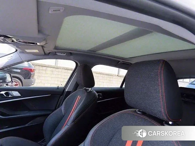 BMW 1 Series (F40) id 2994504 из Кореи 7