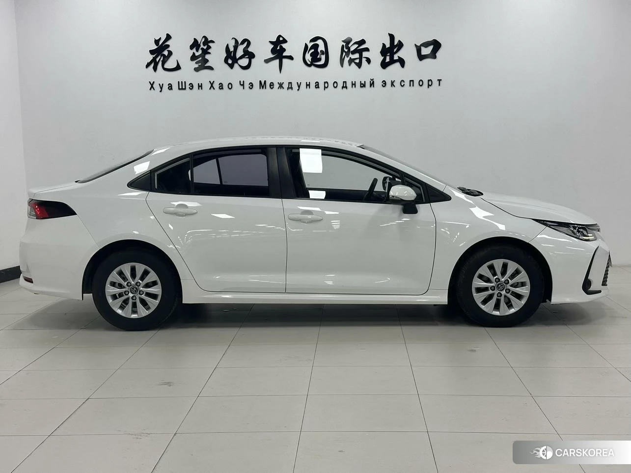 Toyota Corolla id 4486113 из Китая 7