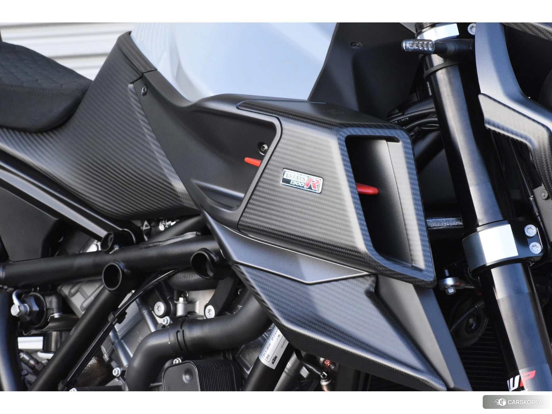 OTHER KTM BRABUS 1300R id 4320314 из Японии 7