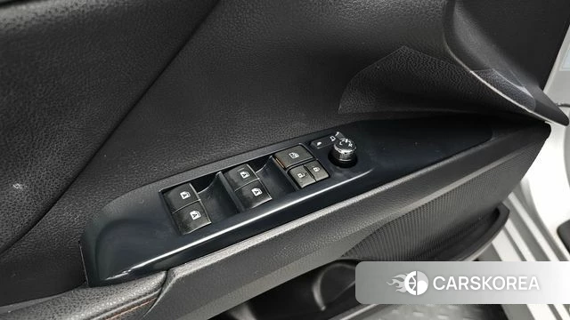 Toyota Camry (XV70) id 4225524 из Кореи 7