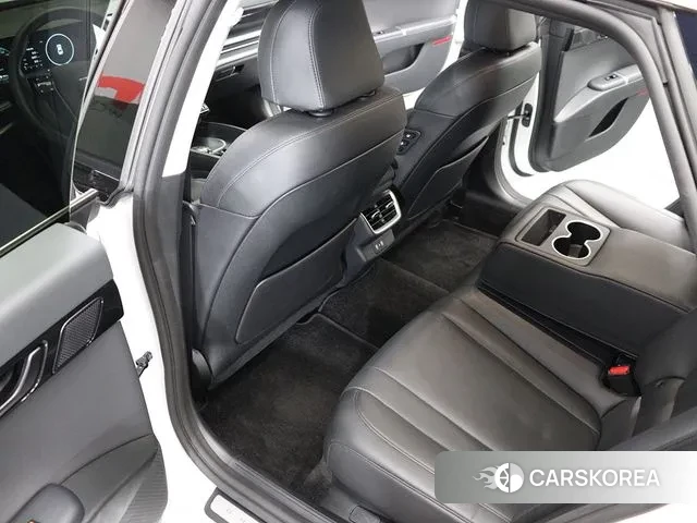 Hyundai Grandeur (GN7) id 2915361 из Кореи 7