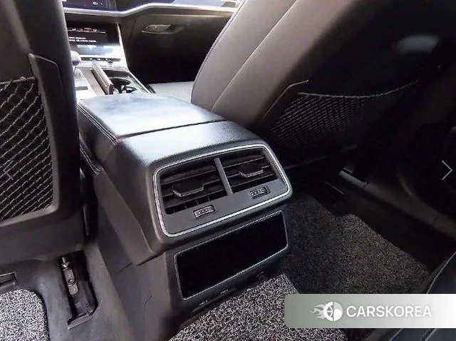 Audi A7 (4K) id 3021421 из Кореи 7