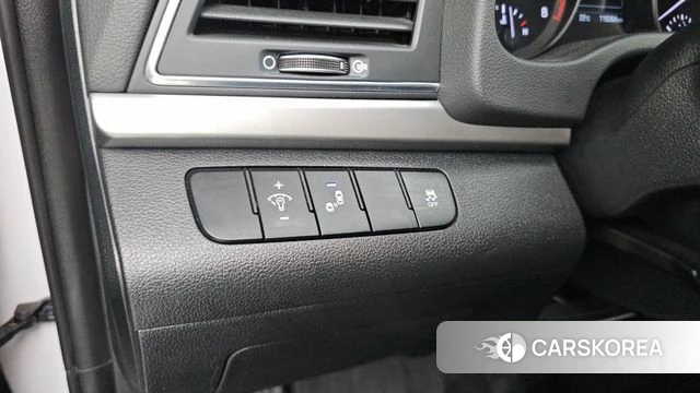 Hyundai Avante AD id 3943108 из Кореи 7