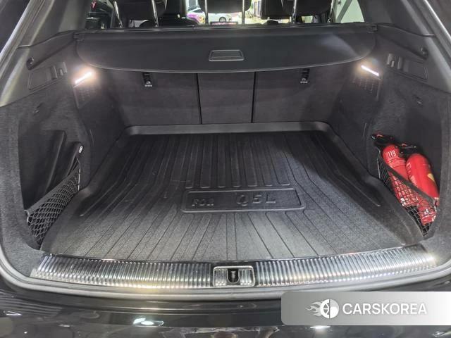 Audi Q5L id 4278774 из Китая 7