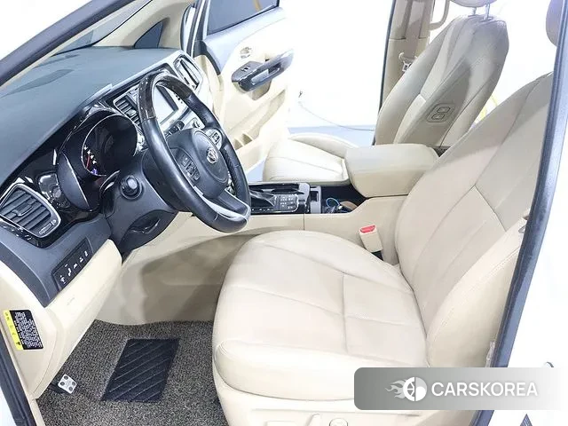 Kia All New Carnival id 3602401 из Кореи 7