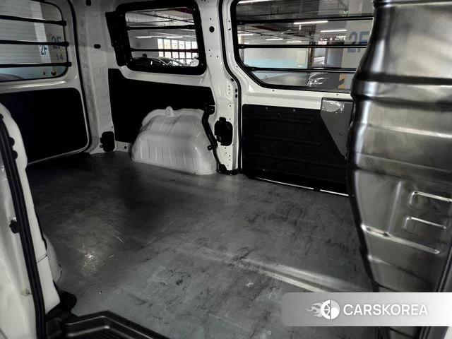 Hyundai Staria id 4392508 из Кореи 7