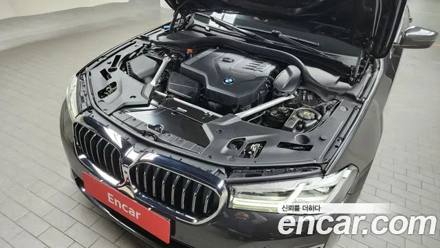 BMW 5 Series (G30) id 2558076 из Кореи 7