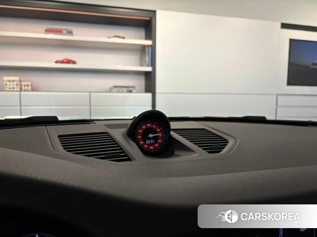 Porsche 911(992) id 4700909 из Кореи 7