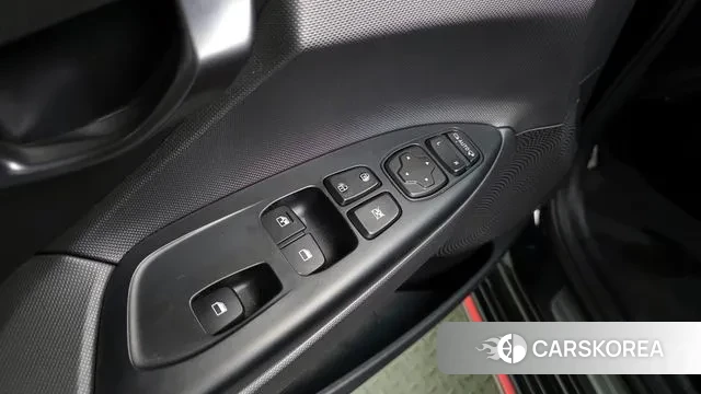 Hyundai Veloster (JS) id 3351121 из Кореи 7