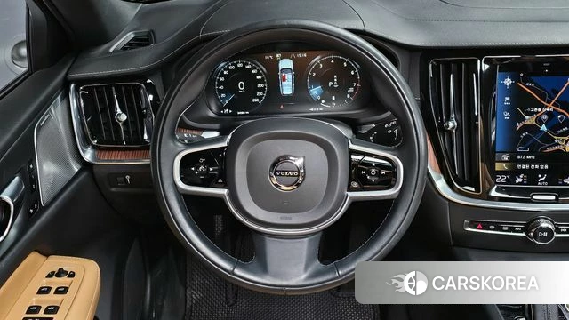 Volvo V60 Cross-Country 2nd Generation id 3892768 из Кореи 7