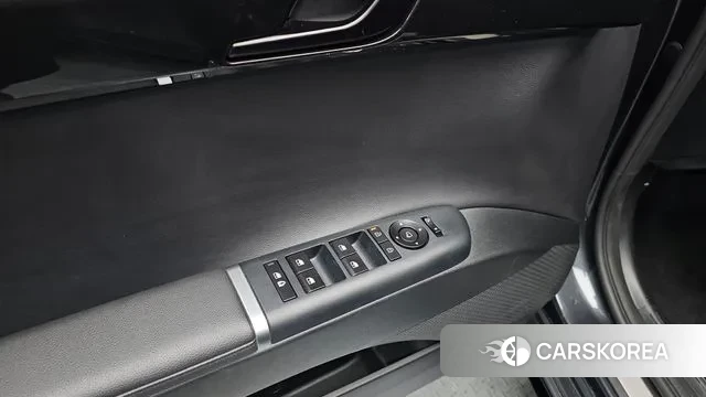 Hyundai Grandeur Hybrid (GN7) id 3036717 из Кореи 7