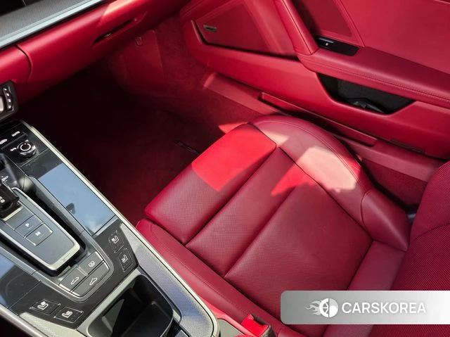 Porsche 911(992) id 4894506 из Кореи 7