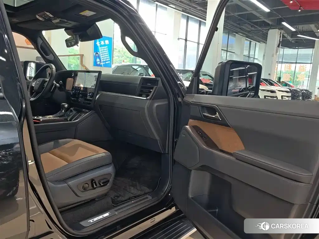 Lexus GX id 4599622 из Китая 7