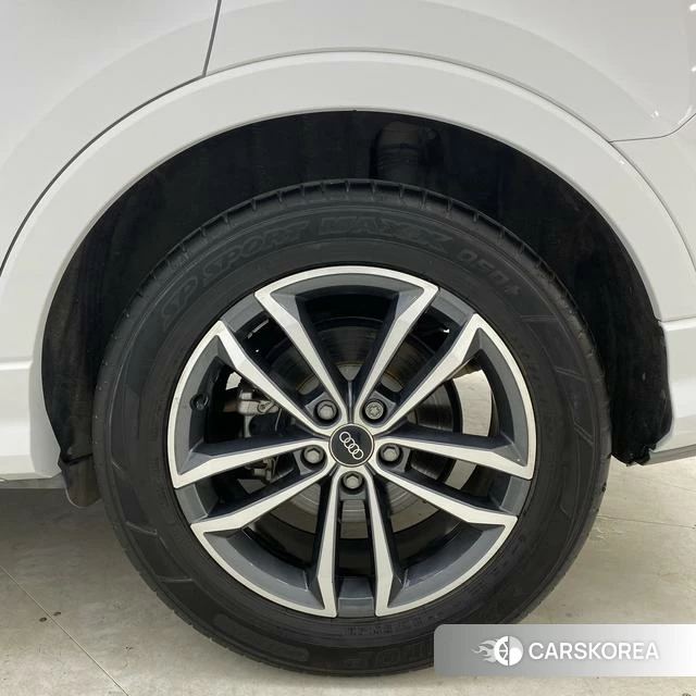 Audi Q3 id 4380630 из Китая 7