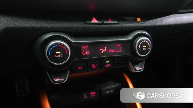 Kia Stonic id 4742243 из Кореи 7