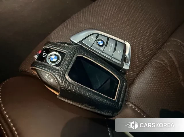 BMW 5 Series (G30) id 3484299 из Кореи 7