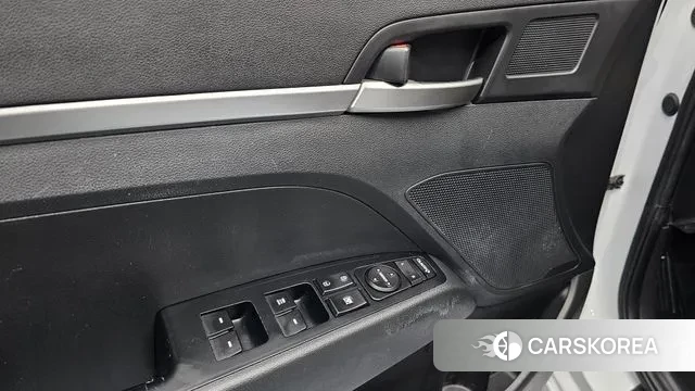 Hyundai The New Avante AD id 3562880 из Кореи 7