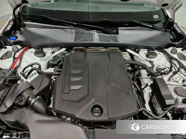 Audi A5L id 4307032 из Китая 7